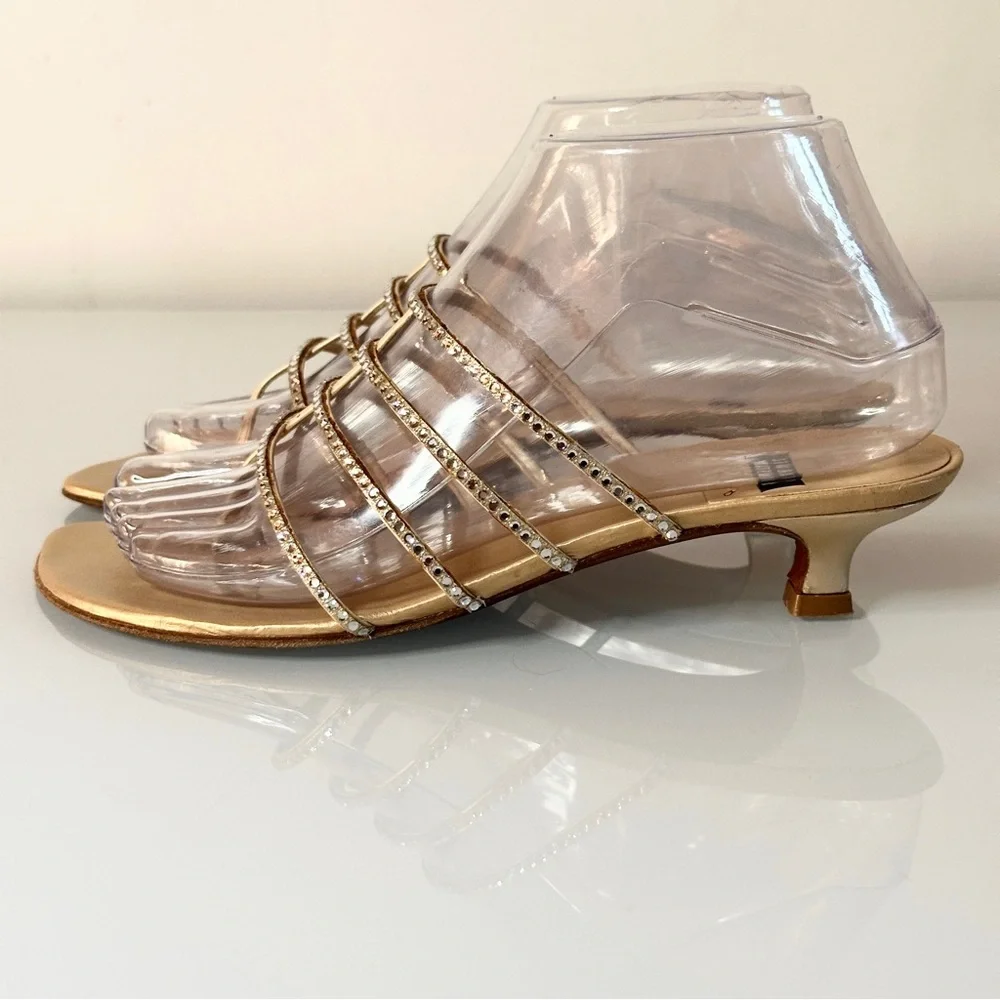 Stuart Weitzman Gold Kitten Heel Sandal 6.5 Toe Post Thong Rhinestone Straps - Picture 9 of 11